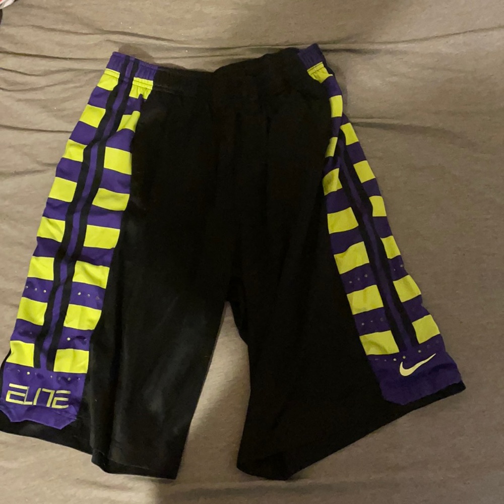 Nike Elite basketball shorts